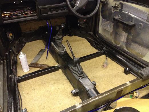 http://www.ricola.co.uk/images/cabrio/floor_deadening_2.jpg http://www.ricola.co.uk/images/cabrio/floor_deadening_2.jpg