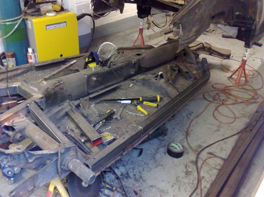 http://www.ricola.co.uk/images/cabrio/floor_frame_2.jpg http://www.ricola.co.uk/images/cabrio/floor_frame_2.jpg