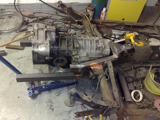 http://www.ricola.co.uk/images/cabrio/lower_horn_weld_2.jpg http://www.ricola.co.uk/images/cabrio/lower_horn_weld_2.jpg