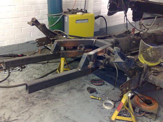 http://www.ricola.co.uk/images/cabrio/lower_horn_weld_5.jpg http://www.ricola.co.uk/images/cabrio/lower_horn_weld_5.jpg